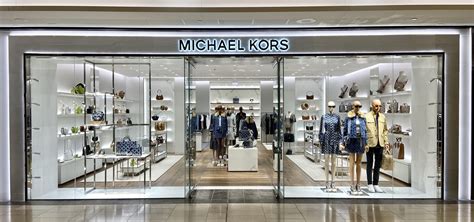 designer vitrine michael kors|michael kors online store.